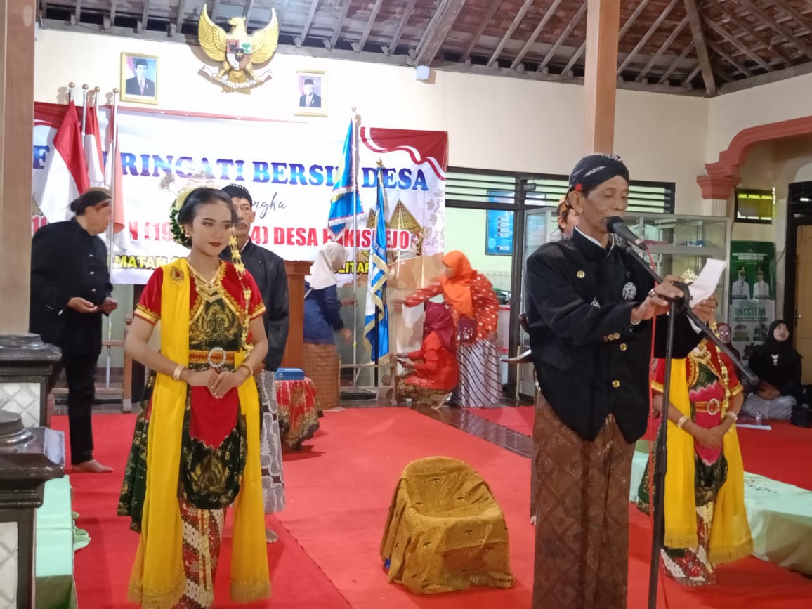 1500 TUMPENG DALAM 1 ABAD DESA PAKISREJO