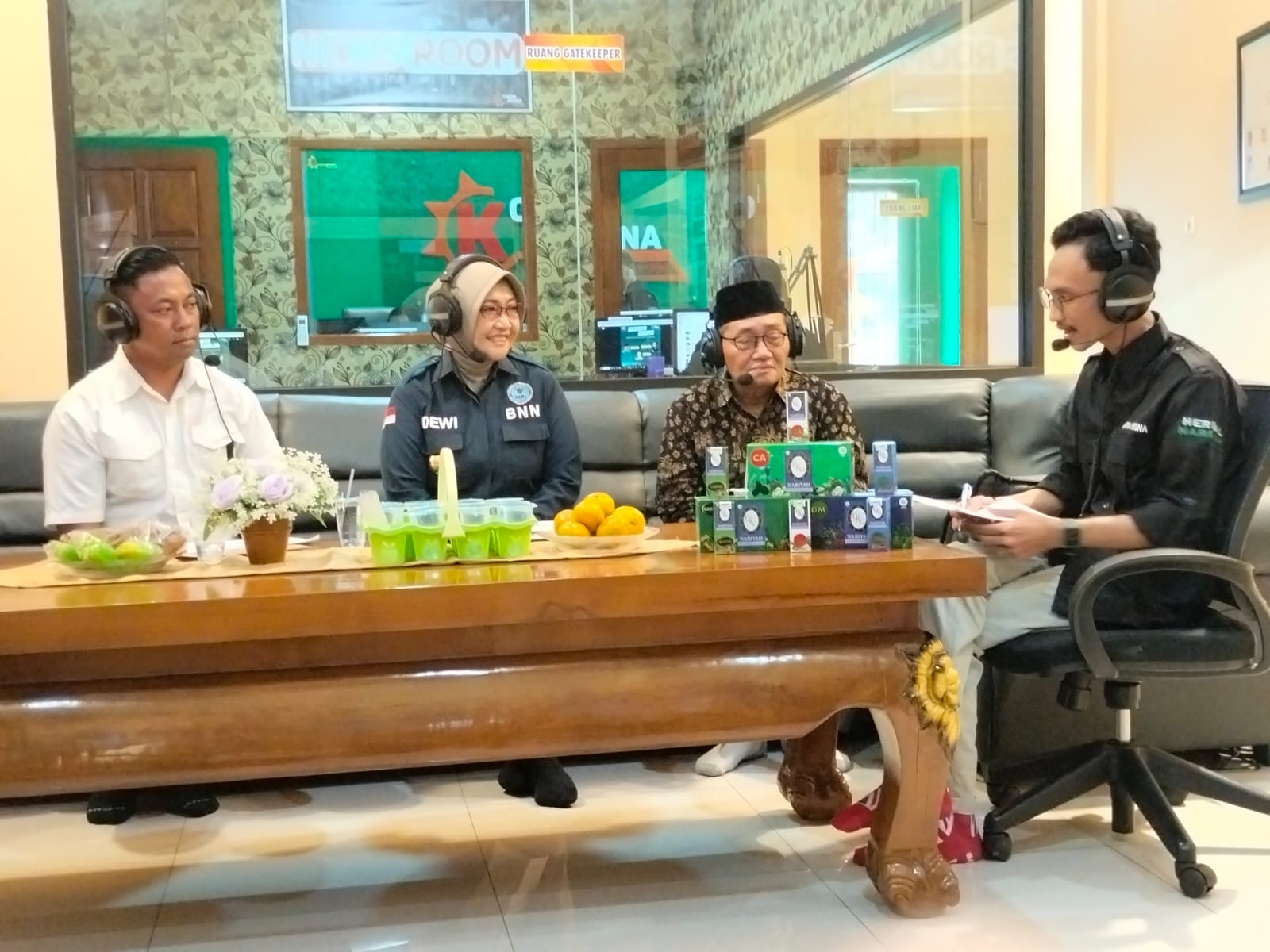 Polres Nganjuk Bersama Radio Cakra Krisna Gelar Talk Show Sambut HANI 