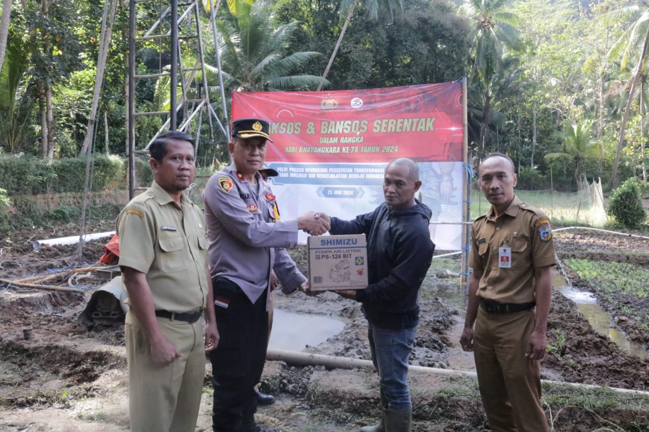 Hari Bhayangkara ke – 78 Polres Pacitan Beri Kado Sumur Dalam Untuk Warga Masyarakat