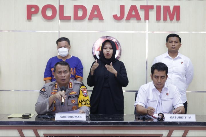 Polda Jatim Amankan Tersangka Penipuan dan Penggelapan Proyek Apartemen di Surabaya