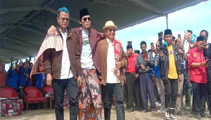 Suhu Politik Kabupaten Blitar Memanas , Ada Apa