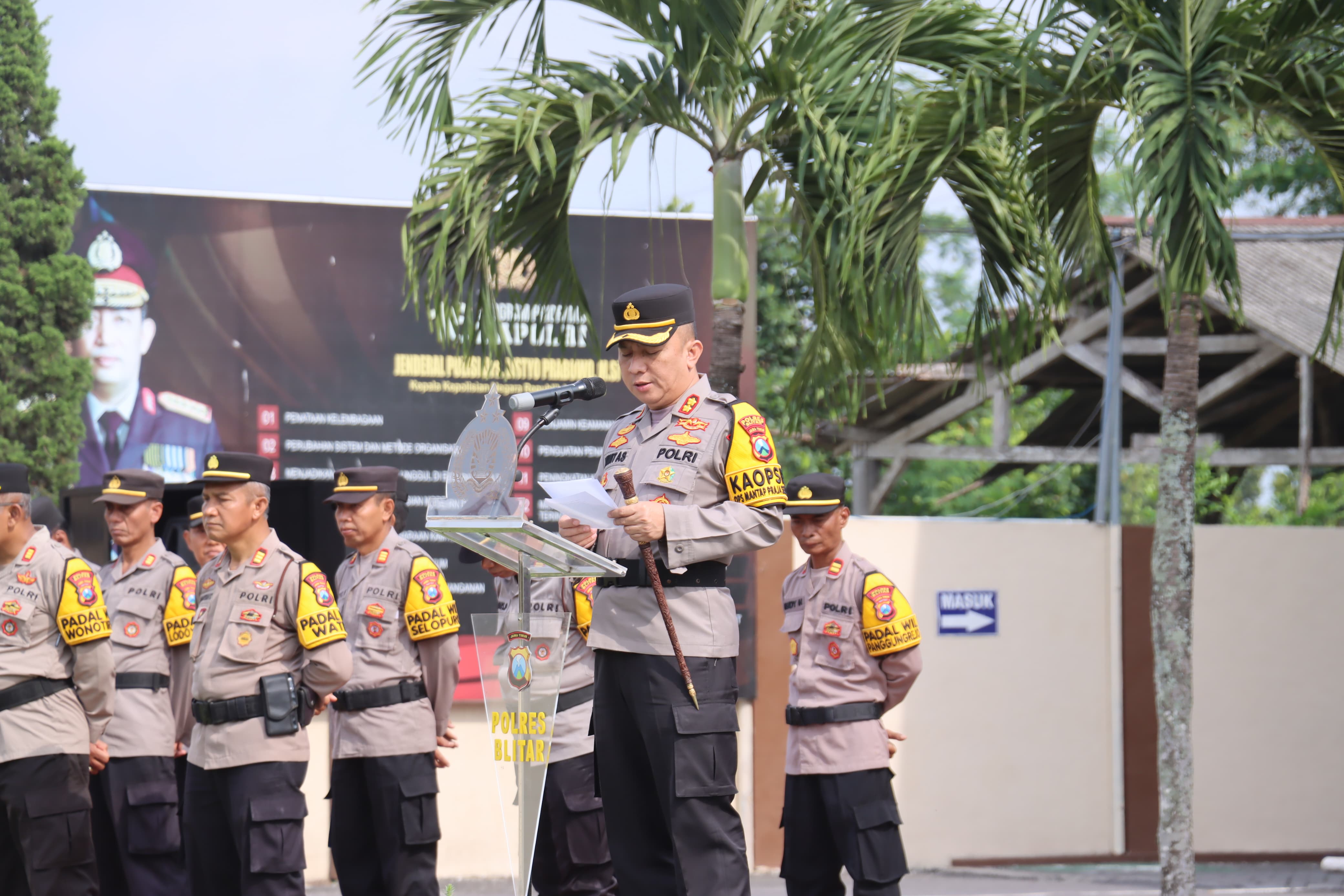 Polres Blitar Gelar Apel Pasukan untuk Kesiapan Operasi Zebra 2024