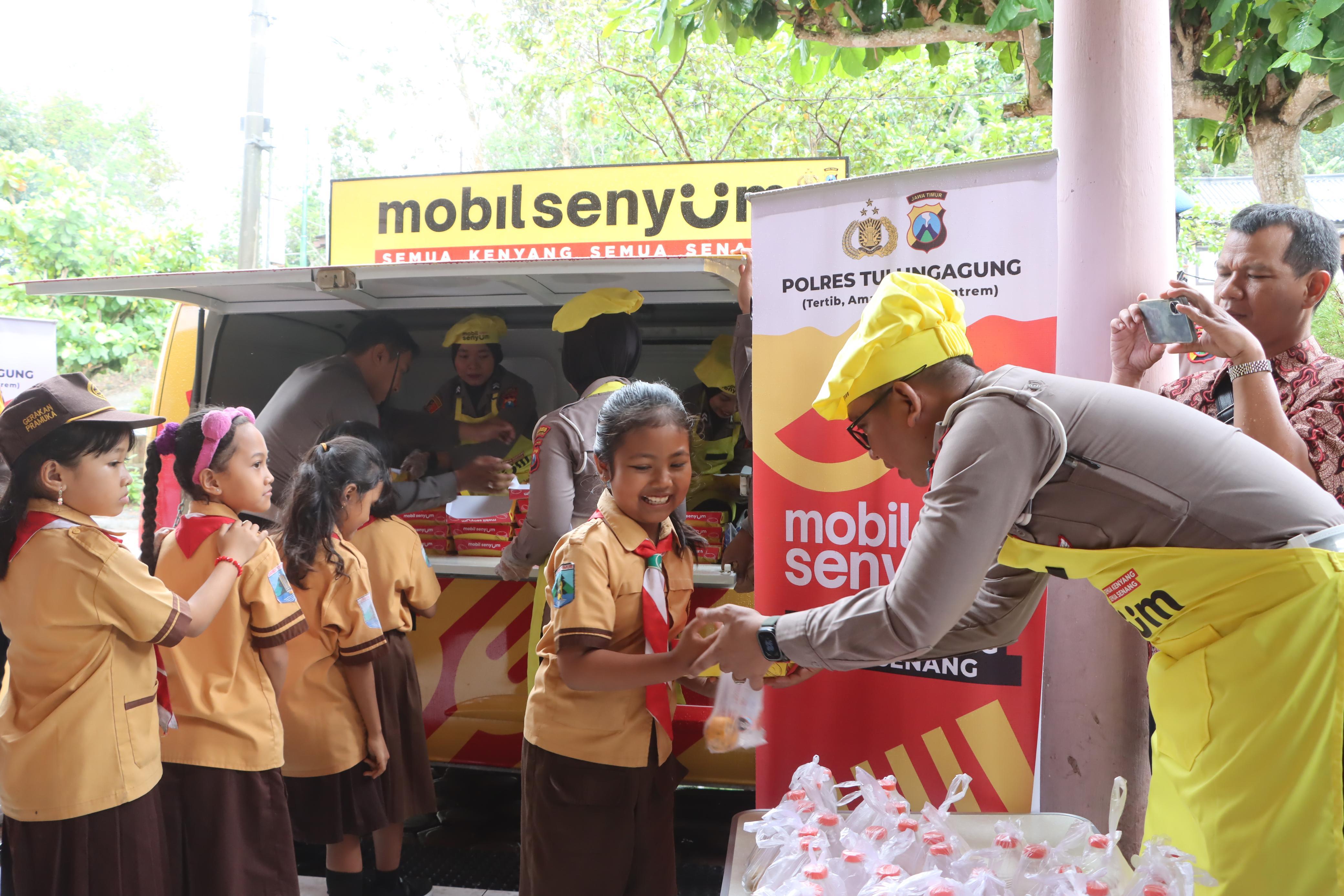 Luncurkan Mobil Senyum, Polres Tulungagung dan HIPMI Tulungagung Siap Mendukung Program Makan Bergizi Gratis