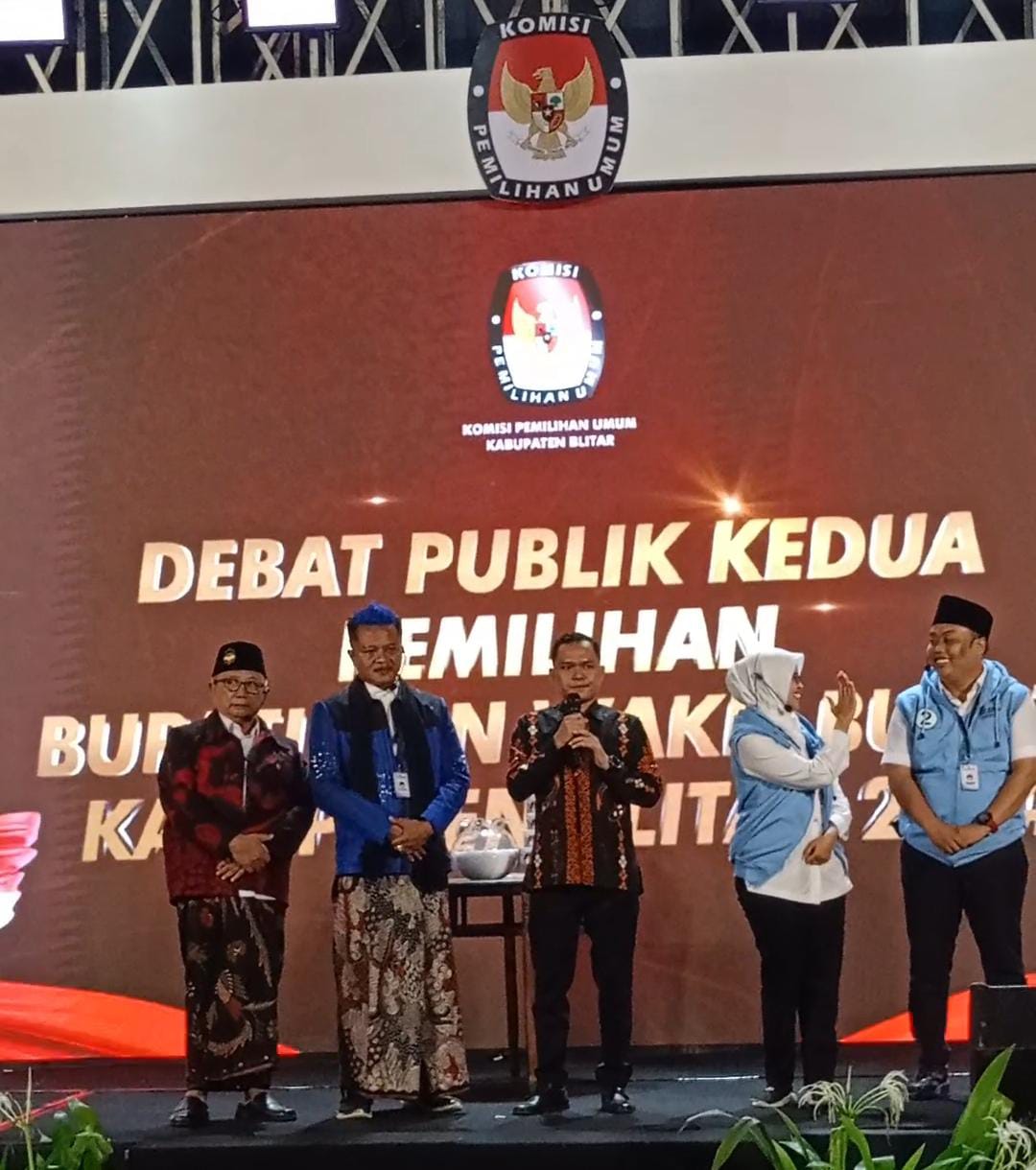 RICUH, PASLON RINDU DIDUGA LANGGAR KESEPAKATAN, DEBAT KEDUA DIHENTIKAN