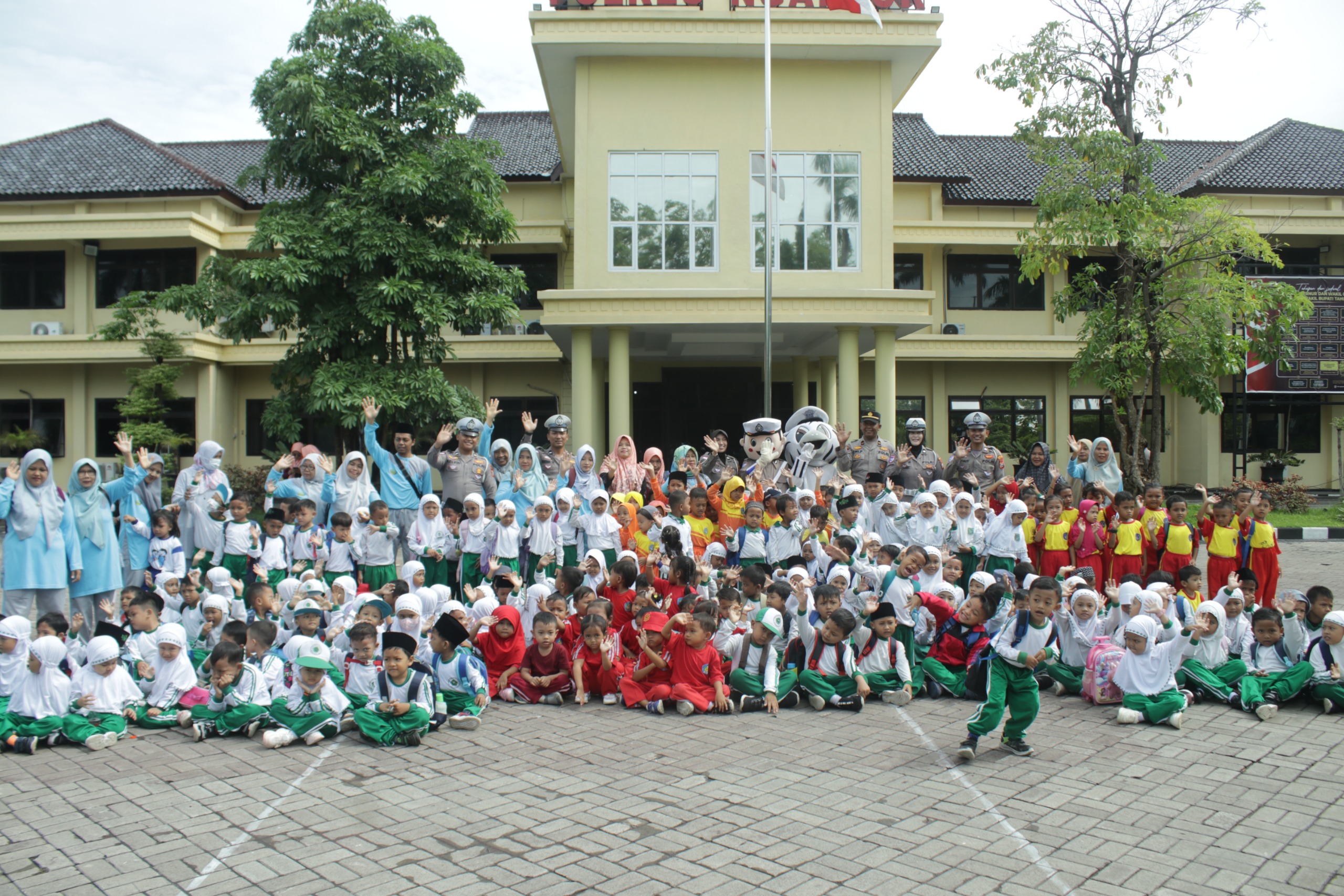 Open House, Polres Nganjuk Terima Kunjungan Pendidikan Anak Usia Dini dari Gugus II Nganjuk