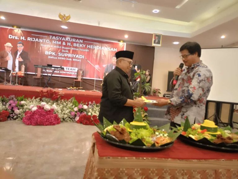 GELAR TASYAKURAN, FORUM JASA KONTRUKSI HARAPKAN BLITAR LEBIH BERDAYA DAN BERJAYA DI TANGAN RIJANTO – BEKY