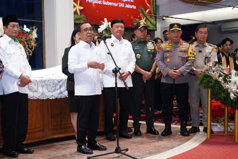 Pendeta Hingga Jemaat Gereja Apresiasi Pengamanan Natal Oleh Polri