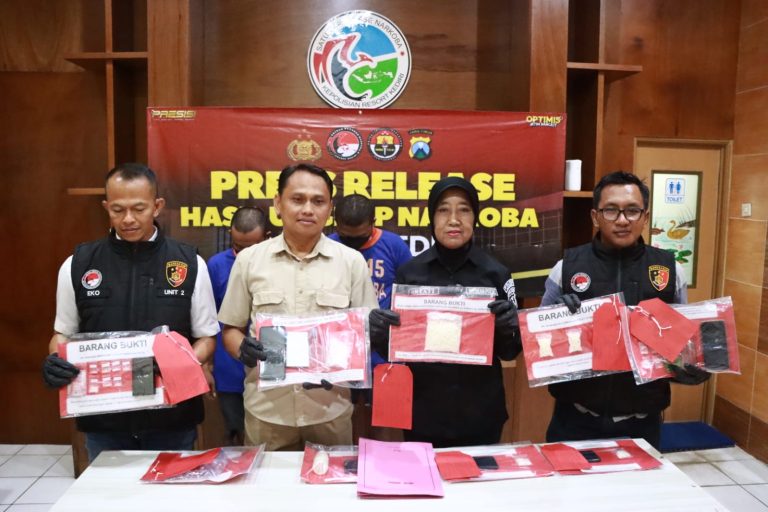 Polres Kediri Berhasil Ungkap Peredaran Narkoba 16 Tersangka Diamankan