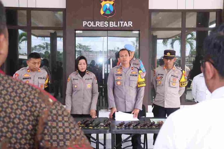 Mitigasi Pelanggaran Anggota, Wakapolres Blitar Sidak Pemegang Senpi Dinas