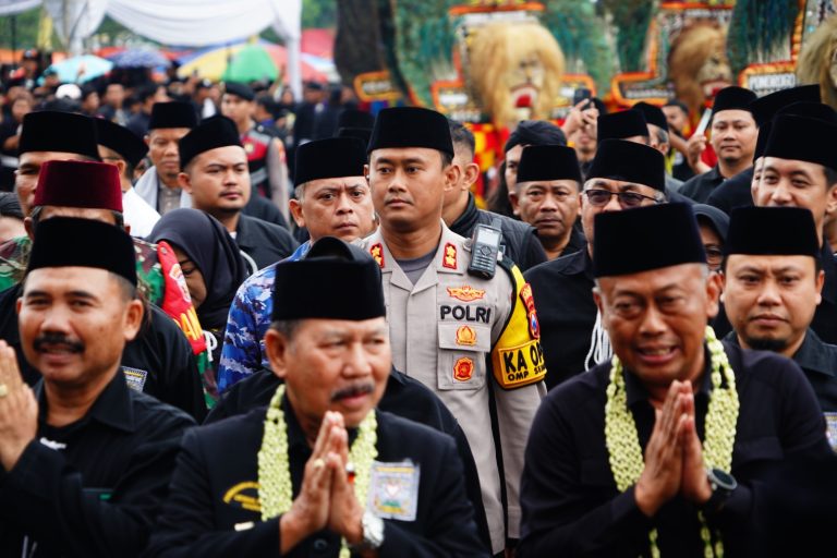 Polres Ponorogo Turunkan 1000 Personel Bumi Reyog Berdzikir 2024 Kondusif