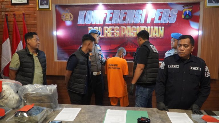 Polres Pasuruan Berhasil Amankan Tersangka Pembunuhan Tukang Las di Purwosari