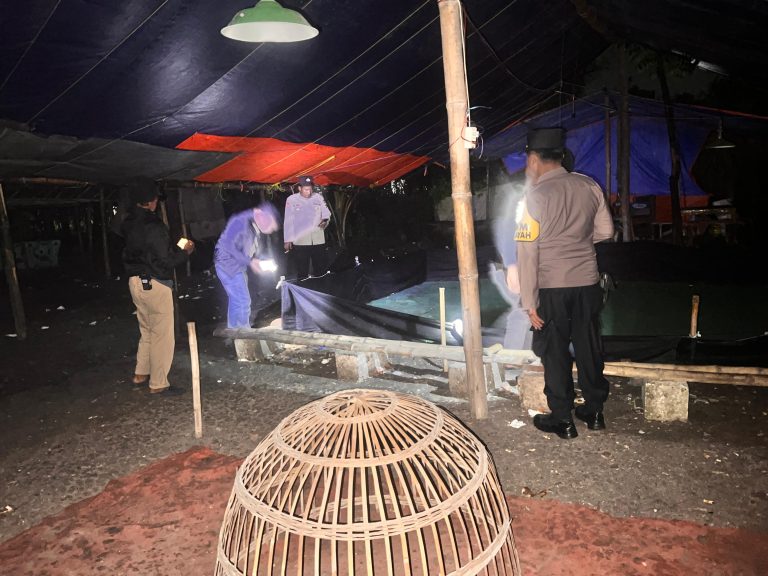 Polres Nganjuk Gerebek Lokasi Diduga Perjudian Sabung Ayam di Jatikalen