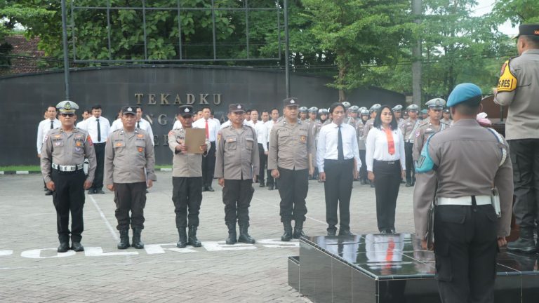 Kapolres Nganjuk Tekankan Integritas dan Dukungan pada Ketahanan Pangan dalam Apel Besar