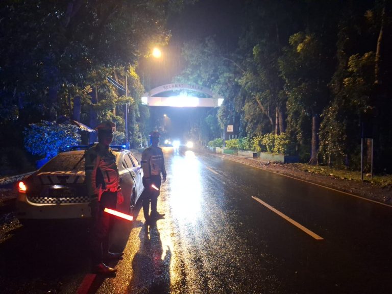 Gelar Patroli rutin antisipasi balap liar di wilayah hukum Polres Bondowoso