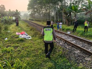 Warga Malang Tewas Tertabrak Kereta Api di Perlintasan Desa Jugo, Kesamben Blitar