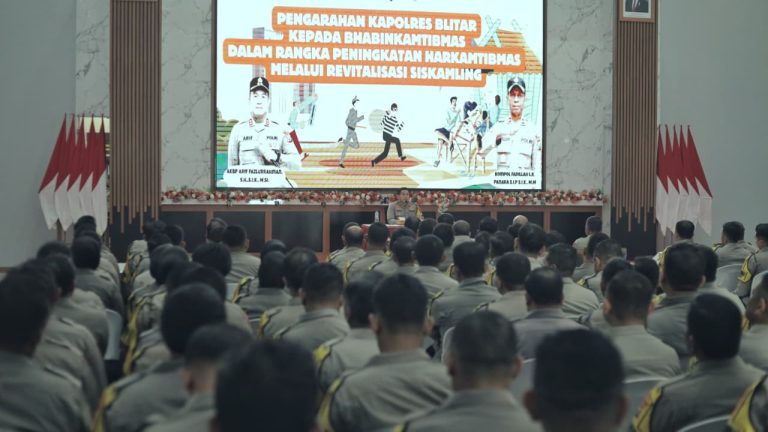 Polres Blitar Tegaskan Penguatan Poskamling, 156 Bhabinkamtibmas Terima Arahan Langsung dari Kapolres