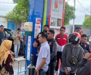 Polres Nganjuk dan Pemkab Turun ke SPBU, Tepis Isu “Motor Brebet” yang Viral di Medsos